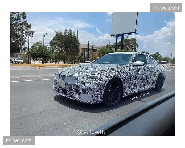 器材动态：多家车队被发现在测试未发布的下一代电子避震前叉